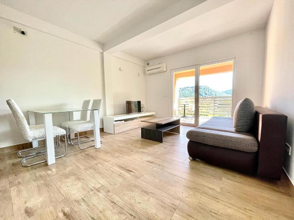 Apartments Chilla *** لوبار المظهر الخارجي الصورة