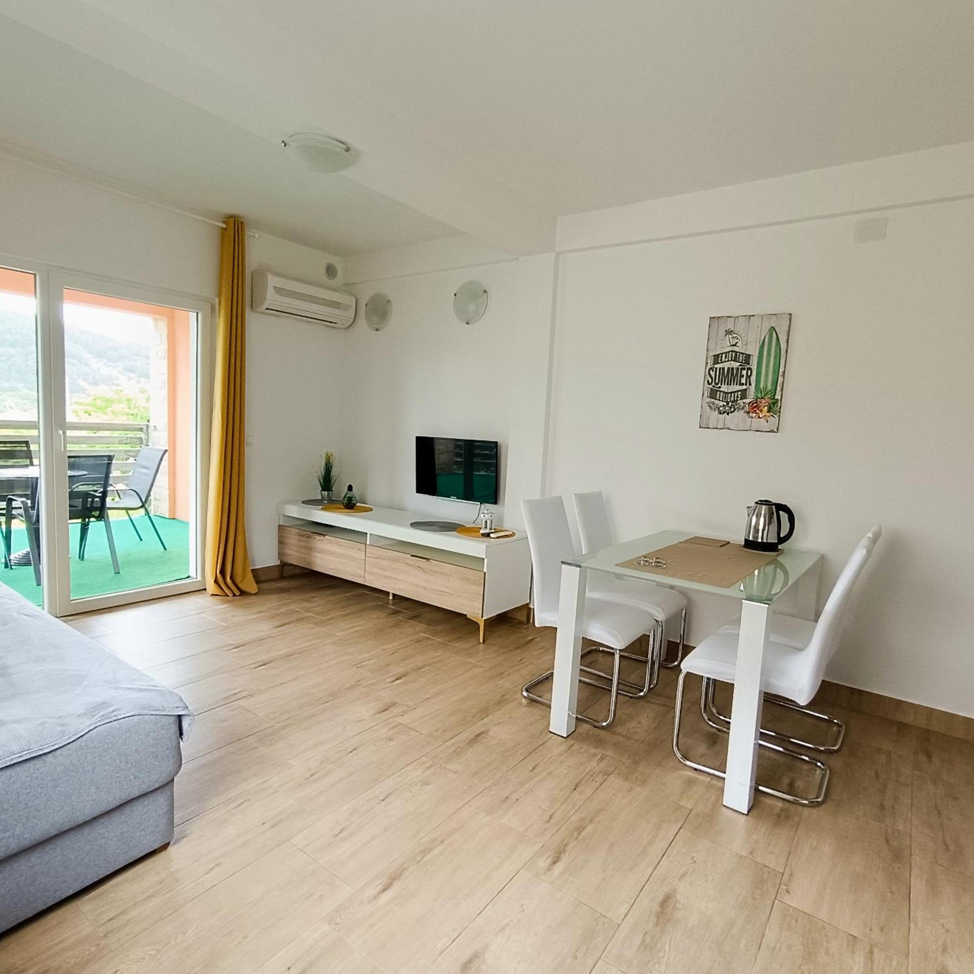 Apartments Chilla *** لوبار المظهر الخارجي الصورة