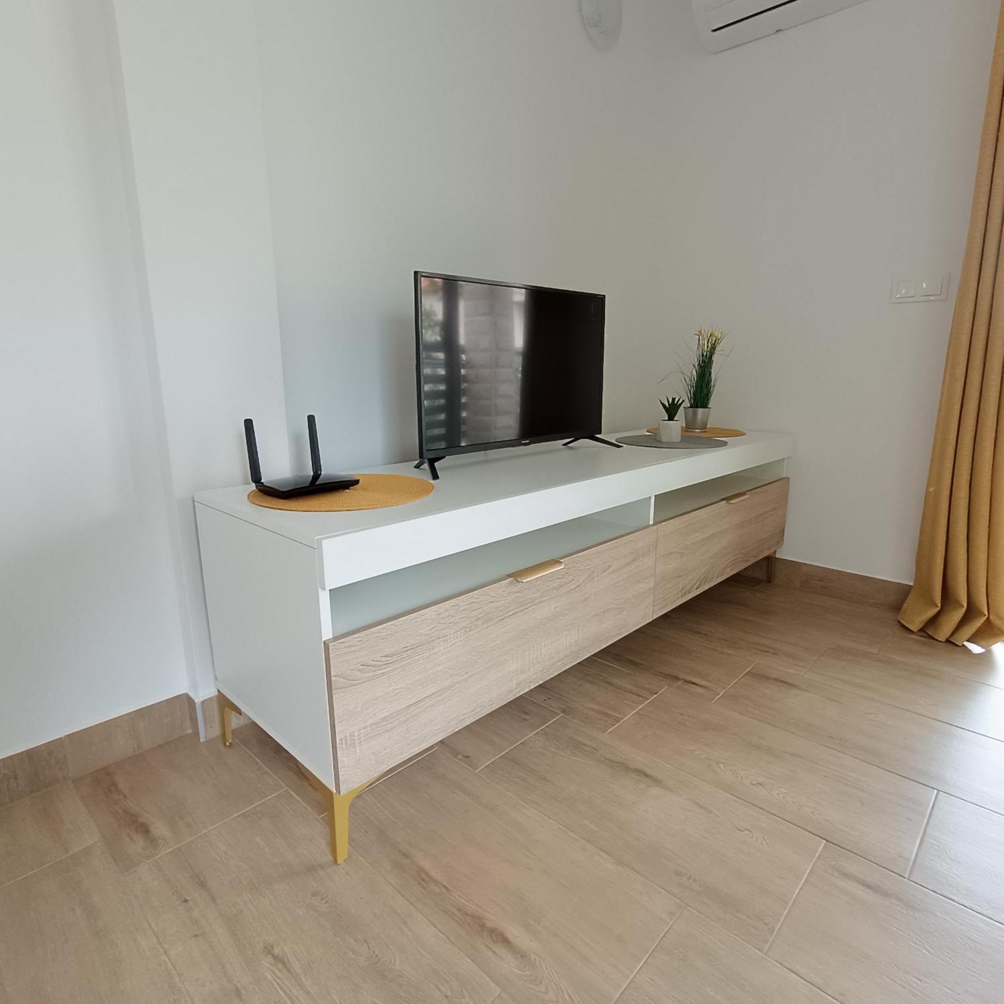 Apartments Chilla *** لوبار المظهر الخارجي الصورة
